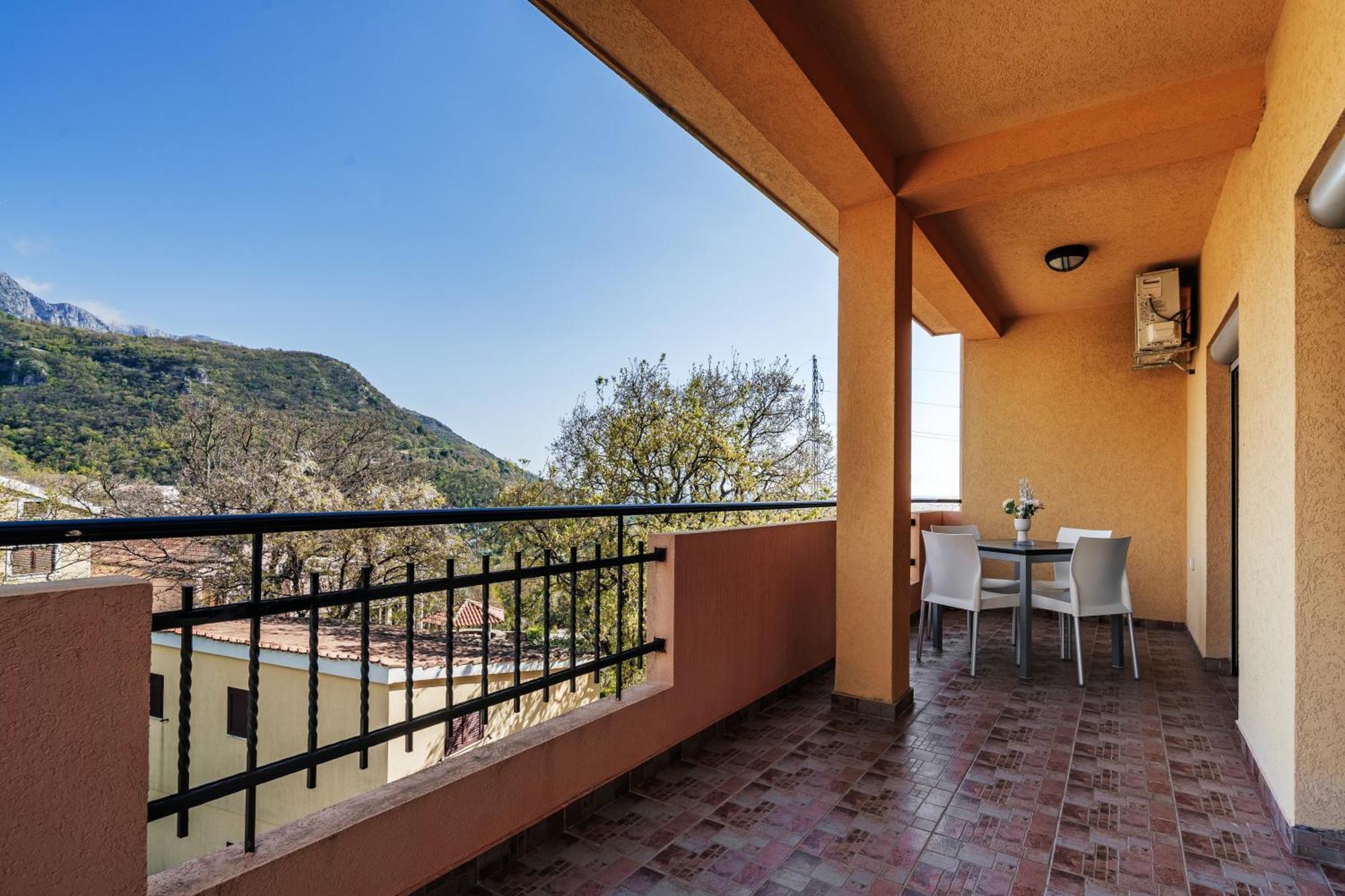 Apartments Radevic Budva Bagian luar foto
