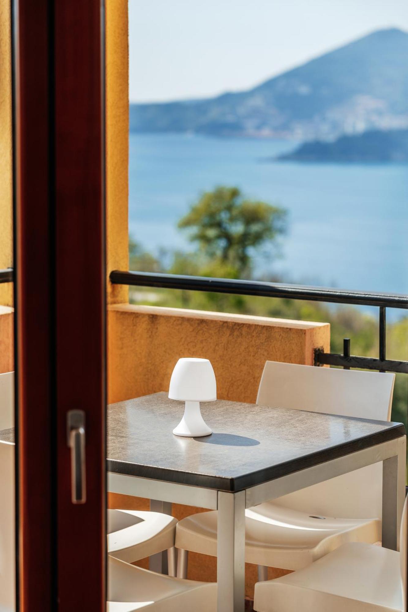 Apartments Radevic Budva Bagian luar foto
