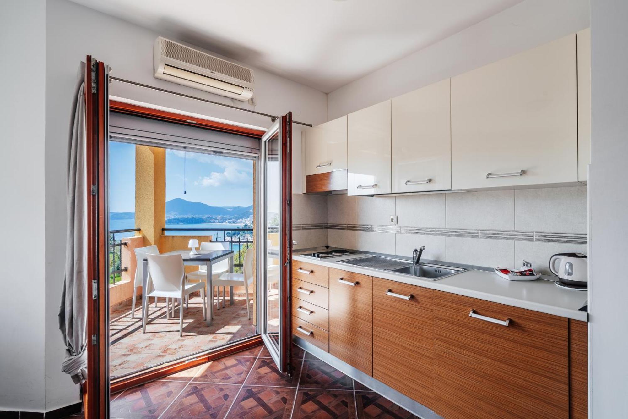 Apartments Radevic Budva Bagian luar foto
