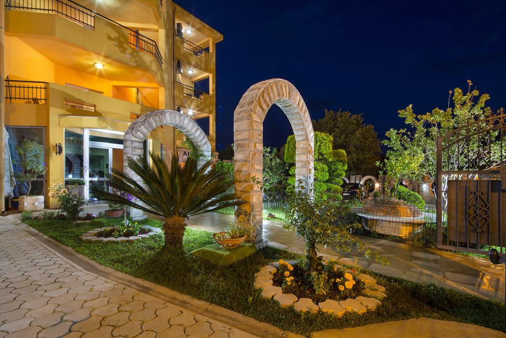 Apartments Radevic Budva Bagian luar foto