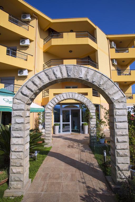 Apartments Radevic Budva Bagian luar foto