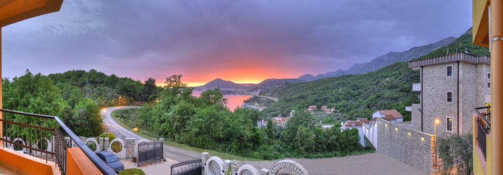 Apartments Radevic Budva Bagian luar foto